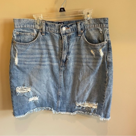 Y2K Gap  Raw Hem Cotton Denim Mini Skirt  Sz 31 - Picture 1 of 6